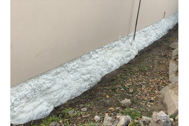 Hydroizolace základů tvrdou pěnou v síle 10cm